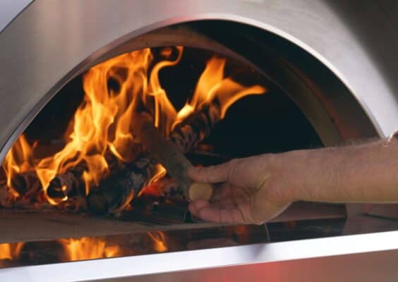 Quale legna usare per il forno da pizza